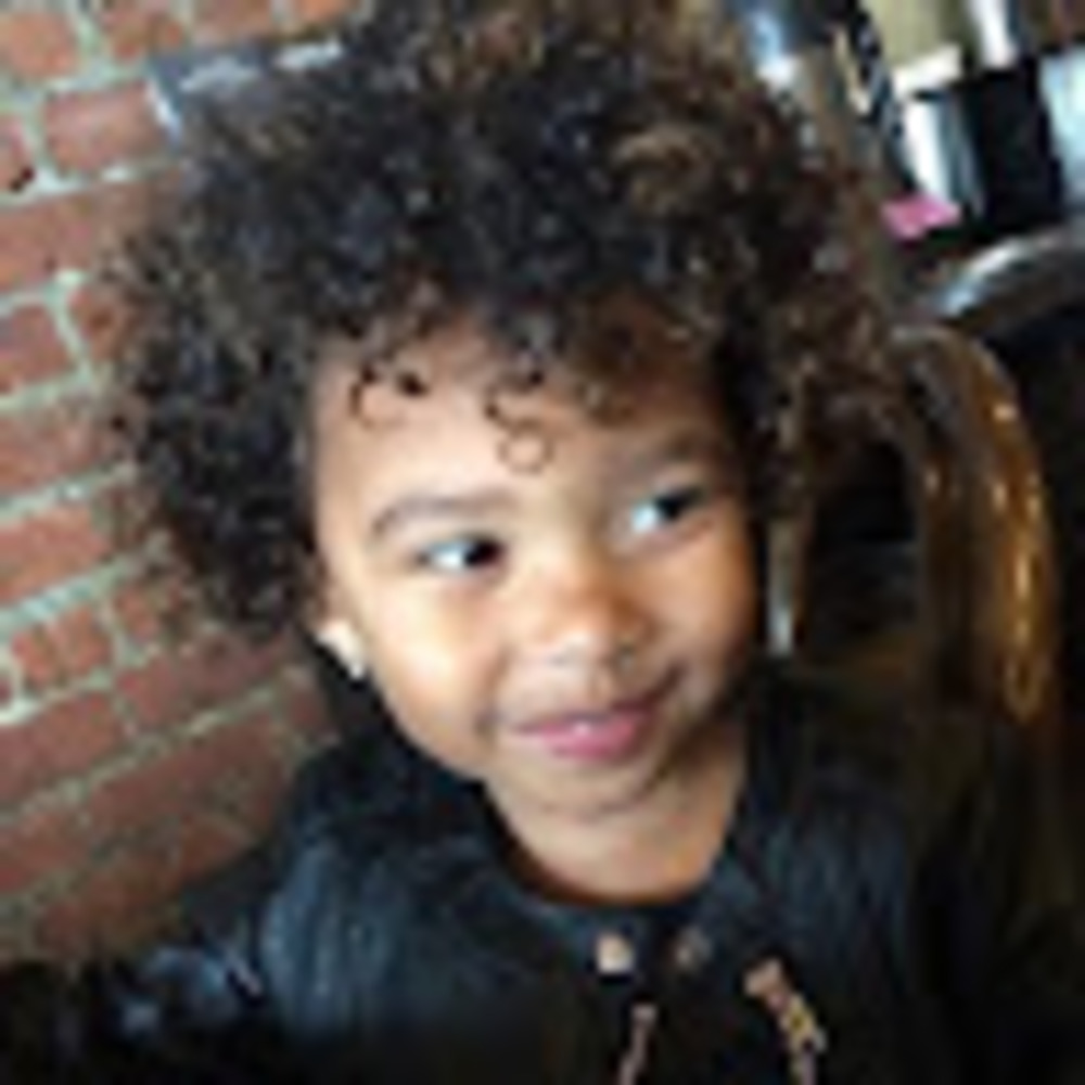 Meet your Posher, Jeannette